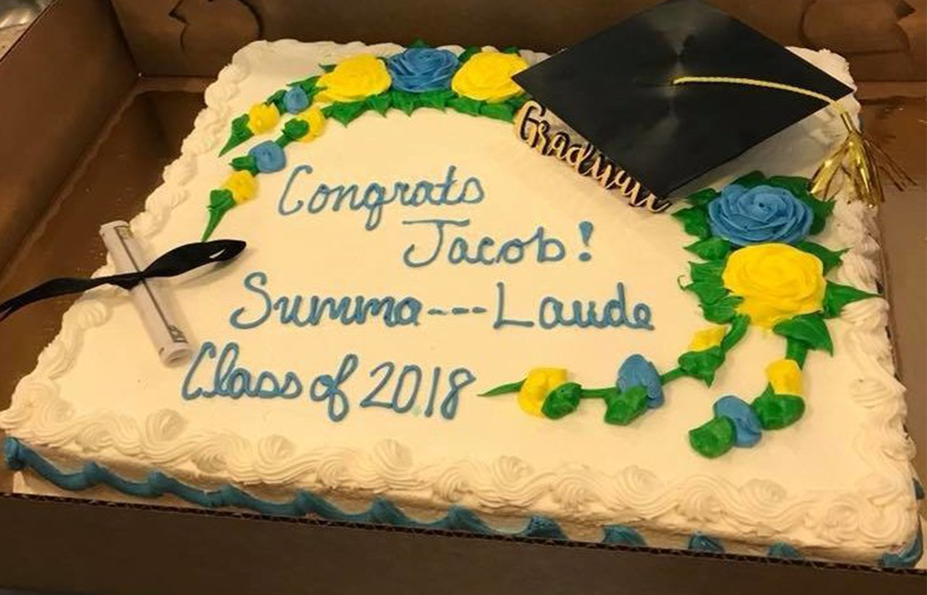 Grocery Store Censors "Summa Cum Laude" Graduation Cake